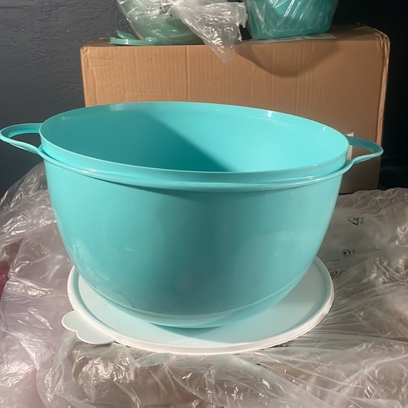 Tupperware 14L New - Picture 3 of 5